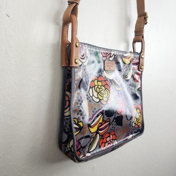 Fossil Key Per Coated Canvas Messenger Crossbody Bag Gray Pink Floral New - Picture 4 of 14